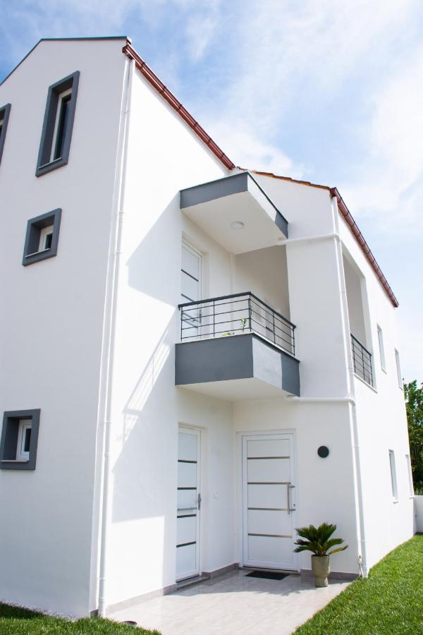 Sithon Diamond Suites 1 尼基季 外观 照片